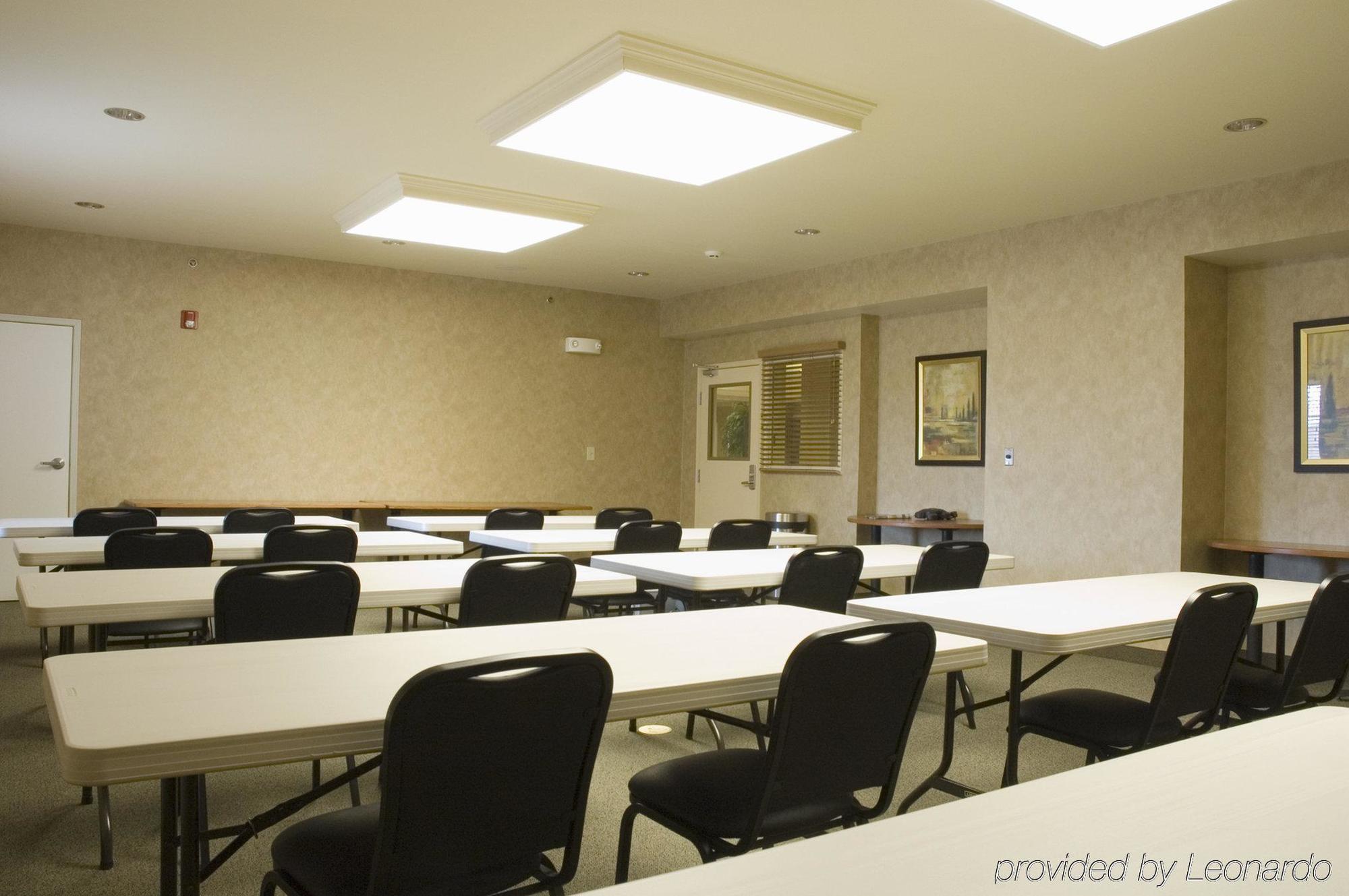 Candlewood Suites Joplin By Ihg Exterior foto