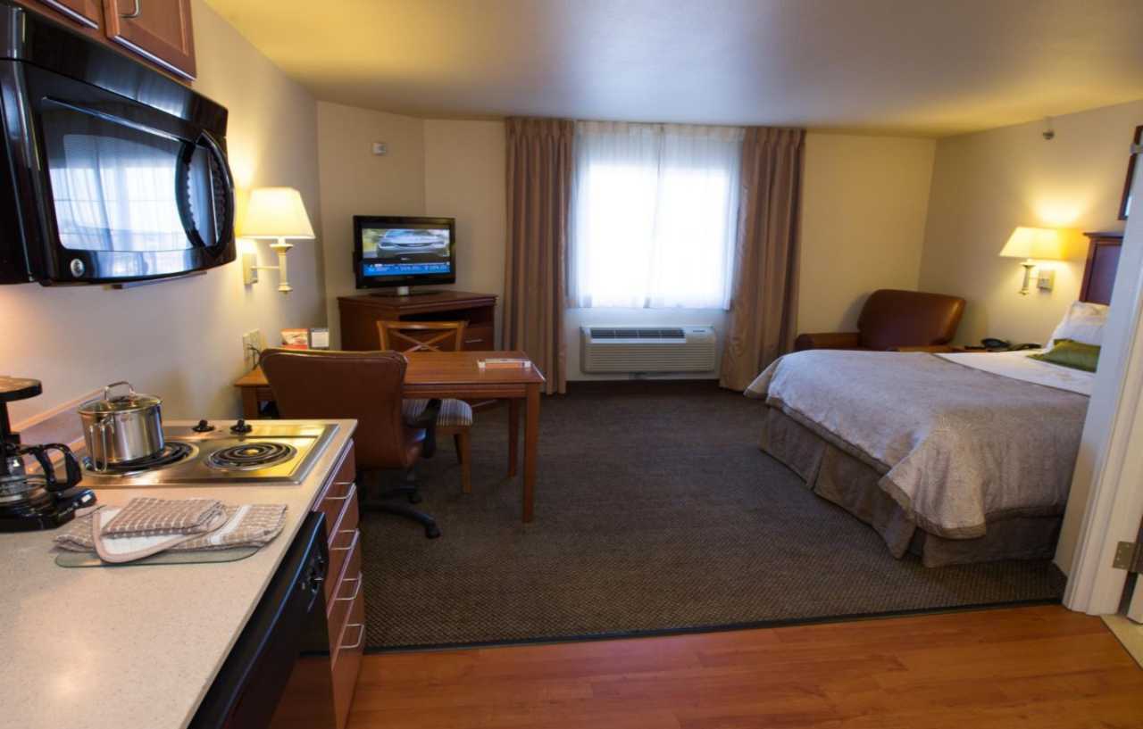 Candlewood Suites Joplin By Ihg Exterior foto